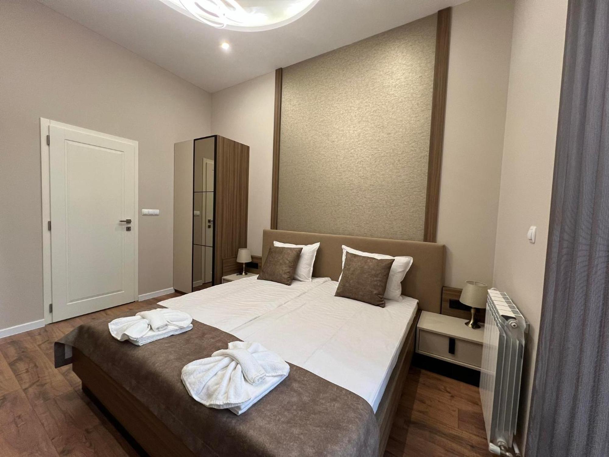 Хотел Vip Apart House Pleven Eksteriør billede